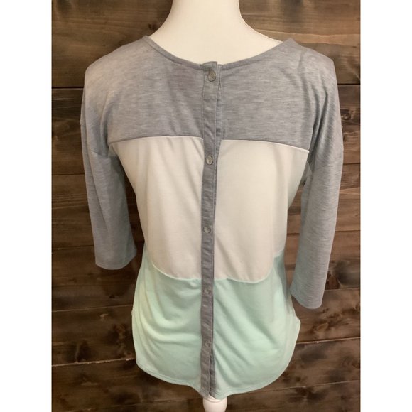 Women’s‎ Daytrip Shirt - Picture 3 of 4